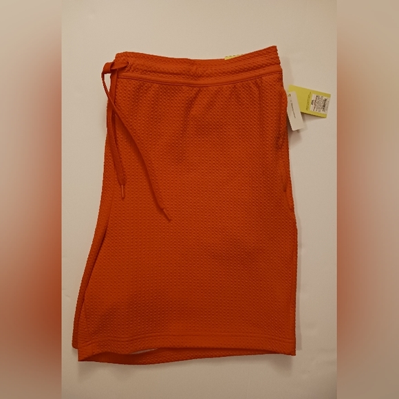 NWT All In Motion - Textured Fleece Shorts - Picture 1 of 4